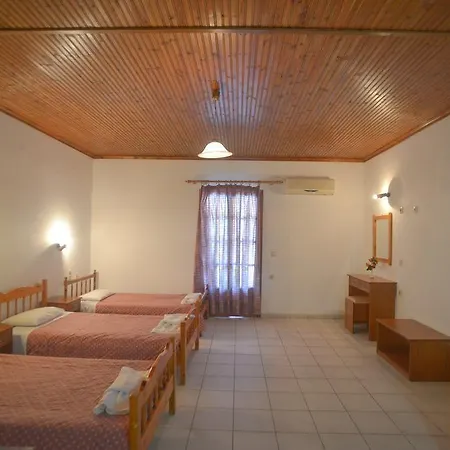 شقة فندقية Alex Katerina 3*