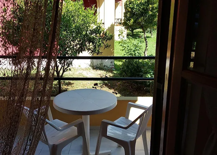 Alex Katerina Aparthotel Peroulades (Corfu)